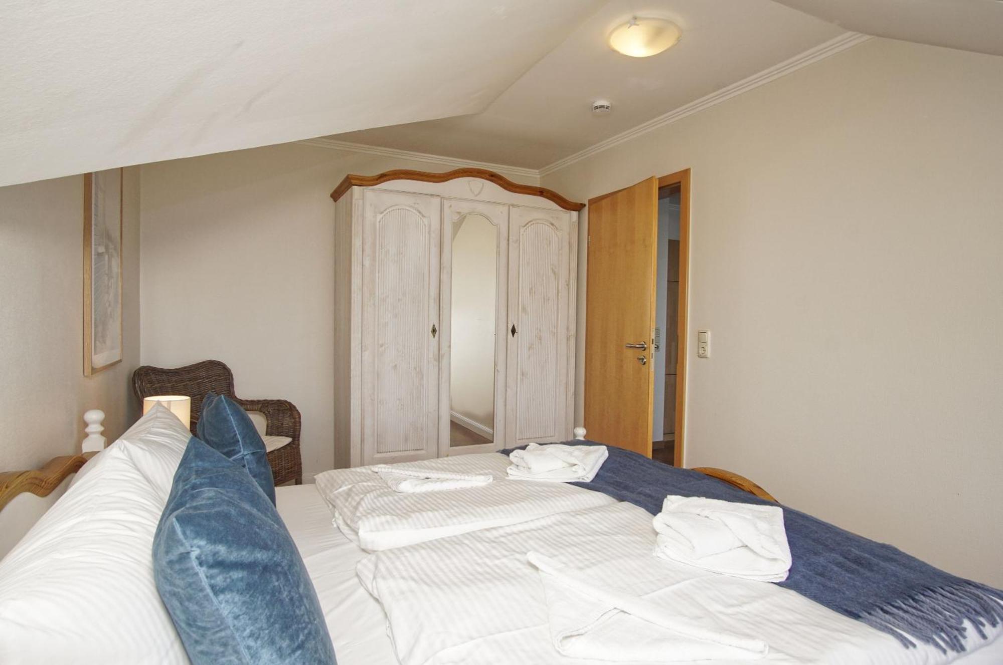 Ferienwohnung Mit Traumhaftem Meerblick - Haus Am Meer Fewo 11 Lohme Eksteriør billede